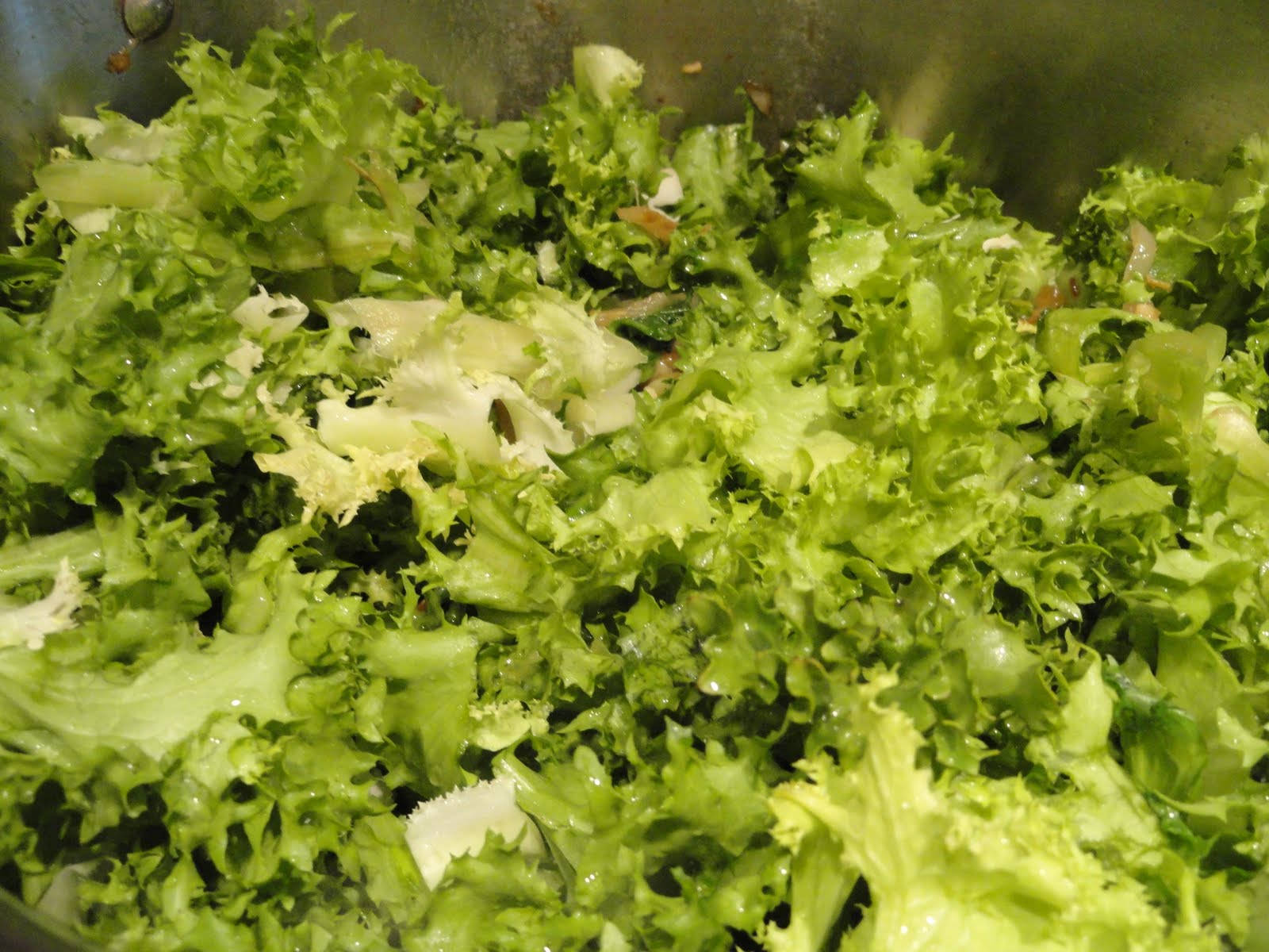 Curly Endive Vegetable Salad Recipe Wallpaper