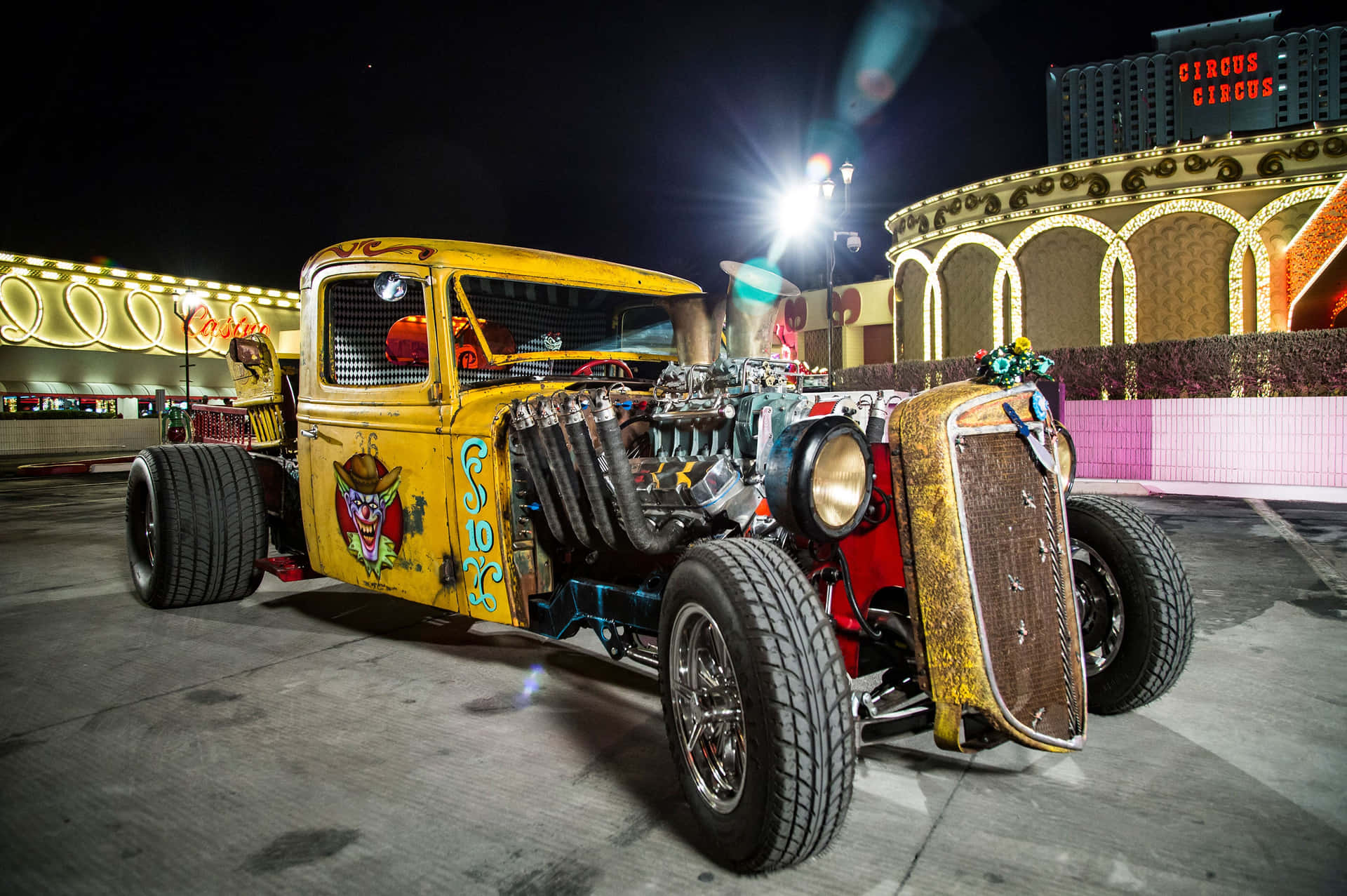 Customized Hot Rod Outside Circus Circus Casino Wallpaper