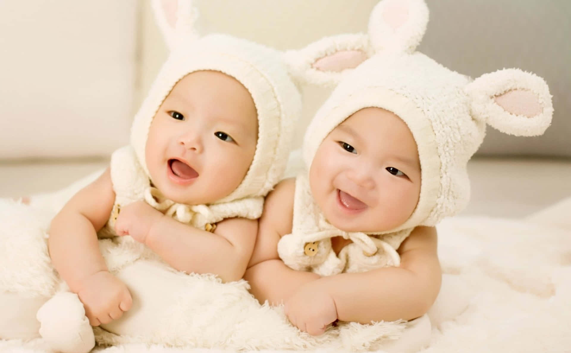Adorable Smiling Baby Wallpaper