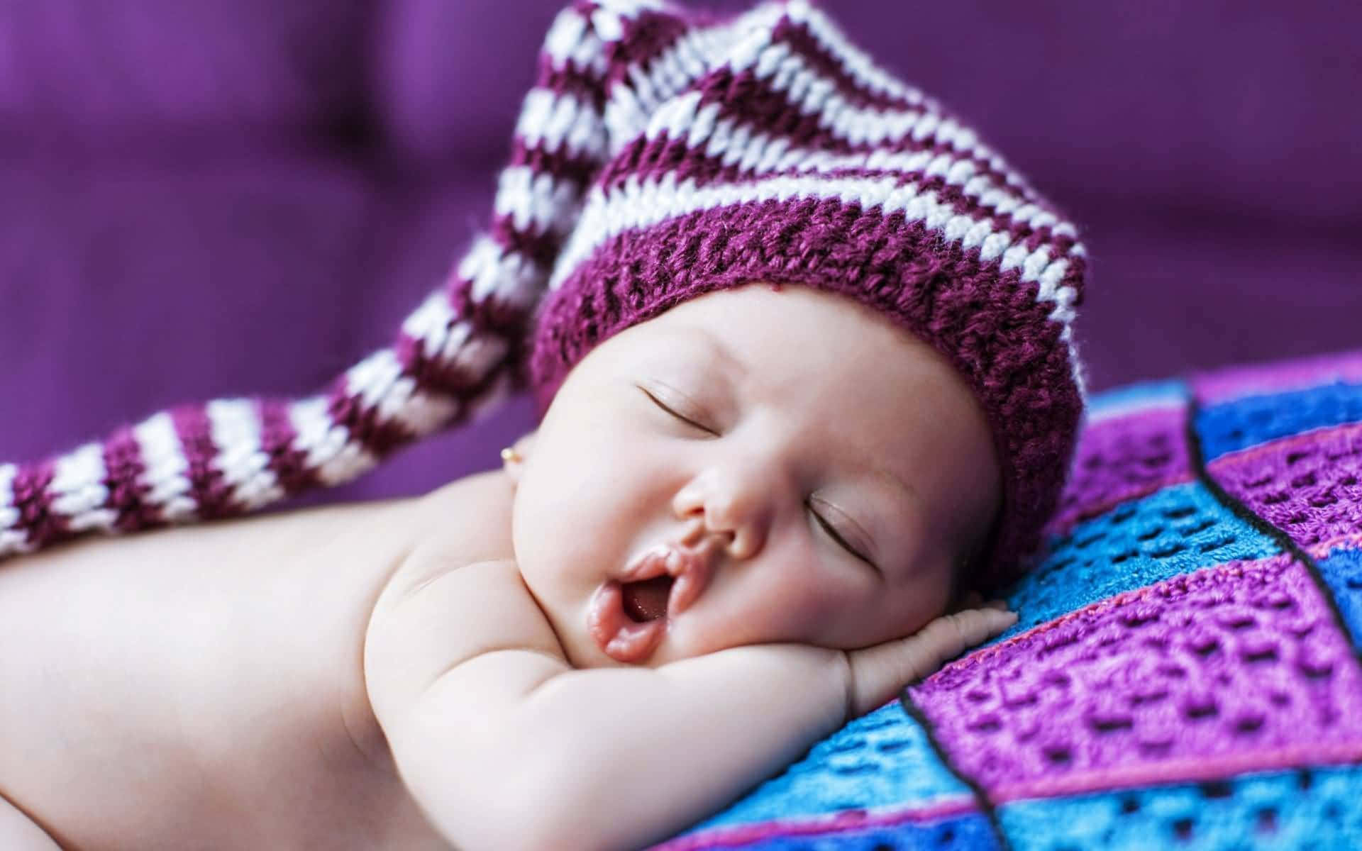 Cute Baby Sleeping Wallpaper