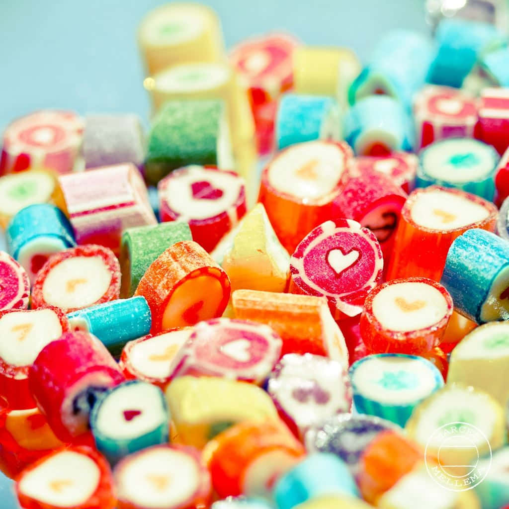 Cute Candies Small Heart Wallpaper