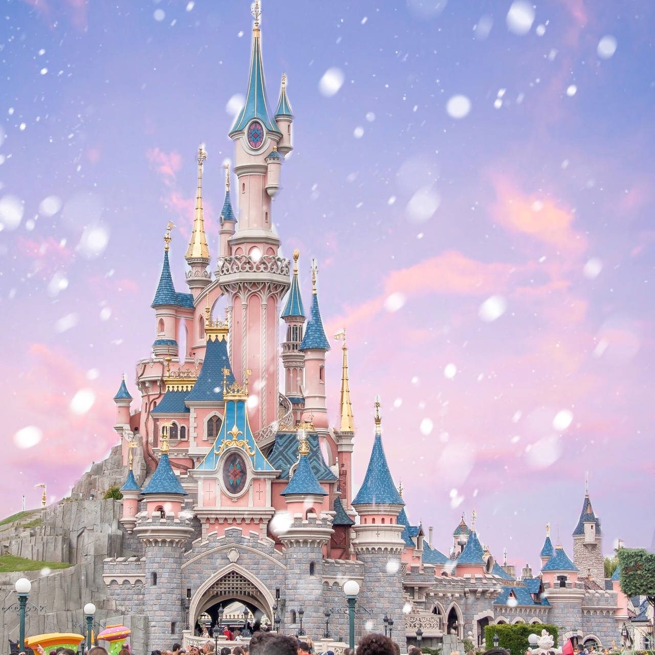 Download Cute Disney Castle Snow Wallpaper 