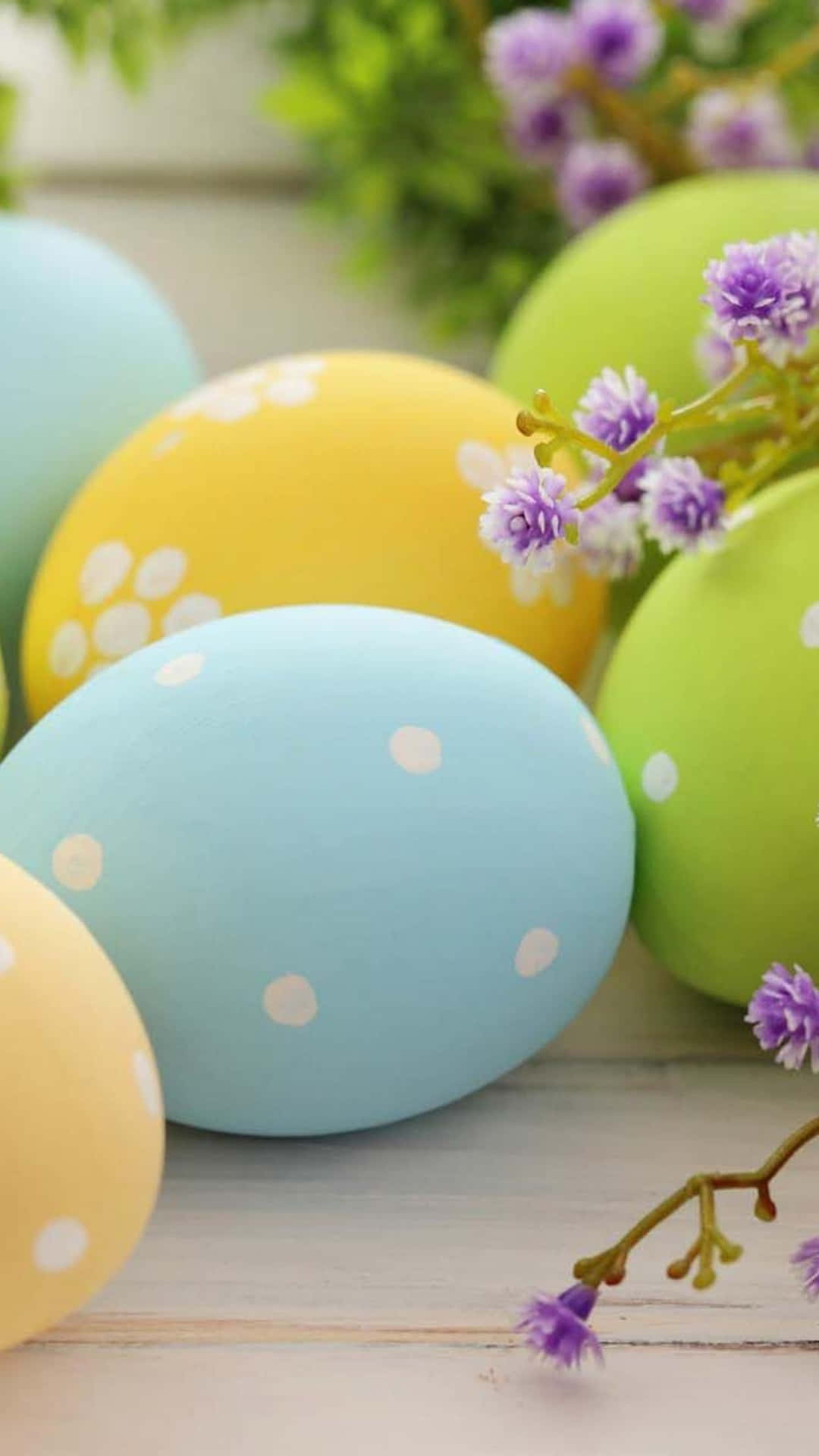 "Celebrate Easter with this cute pastel iPhone wallpaper!" Wallpaper