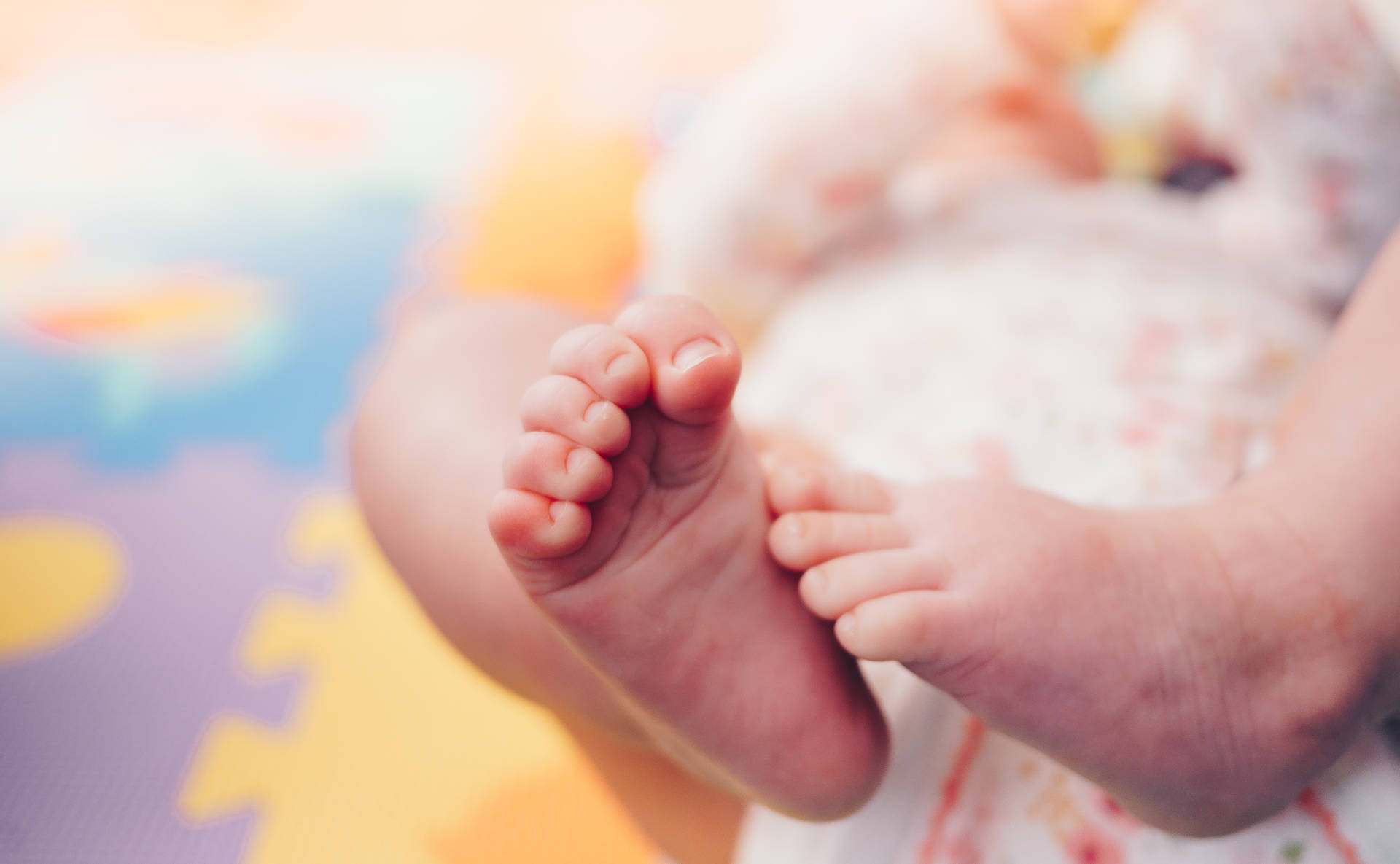 Wallpaper: Søde fødder af baby HD Tapet Wallpaper