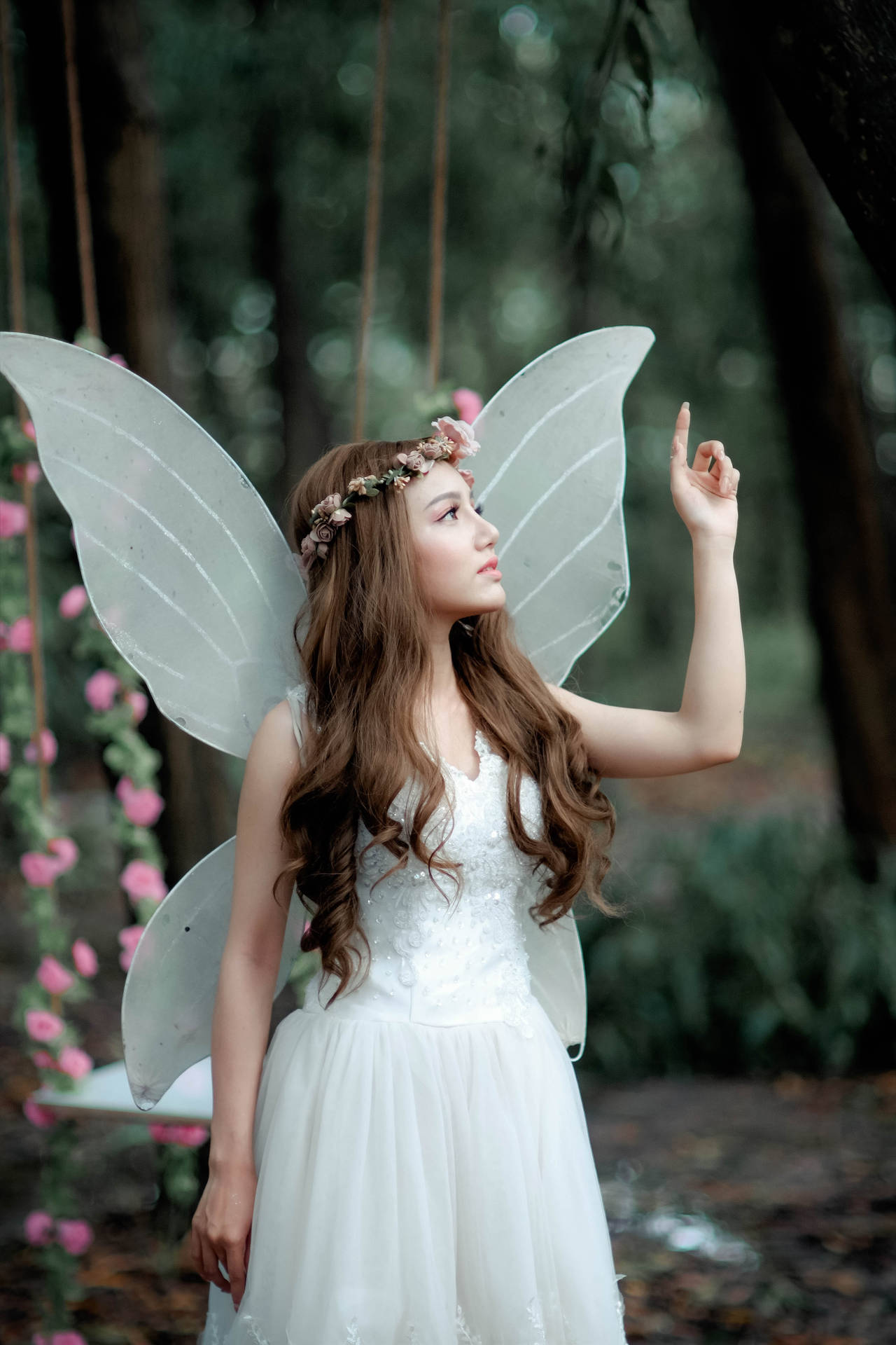 Cute Girl In Fairy Costume Wallpaper