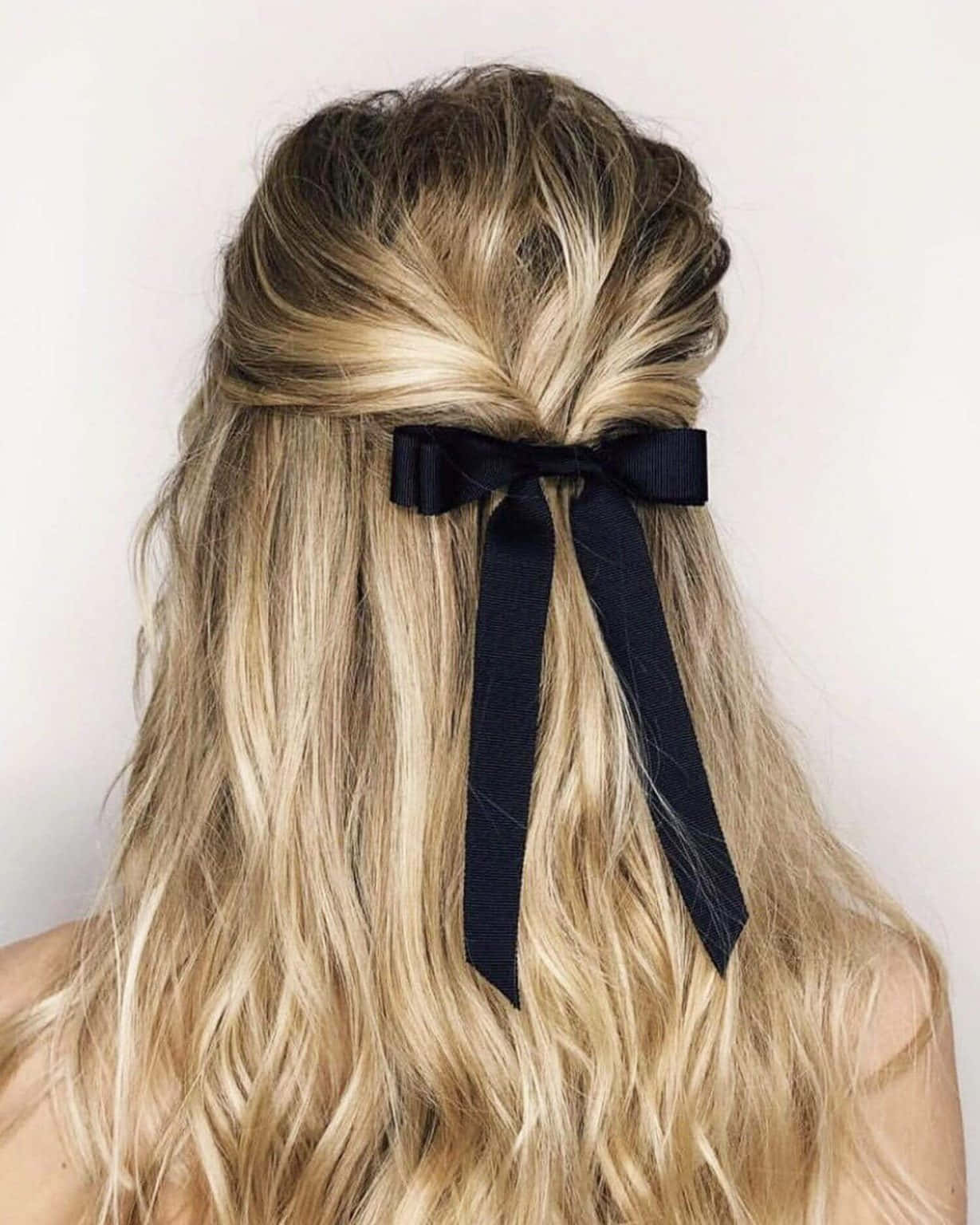 Cute Hairstyle With Black Ribbon Picture