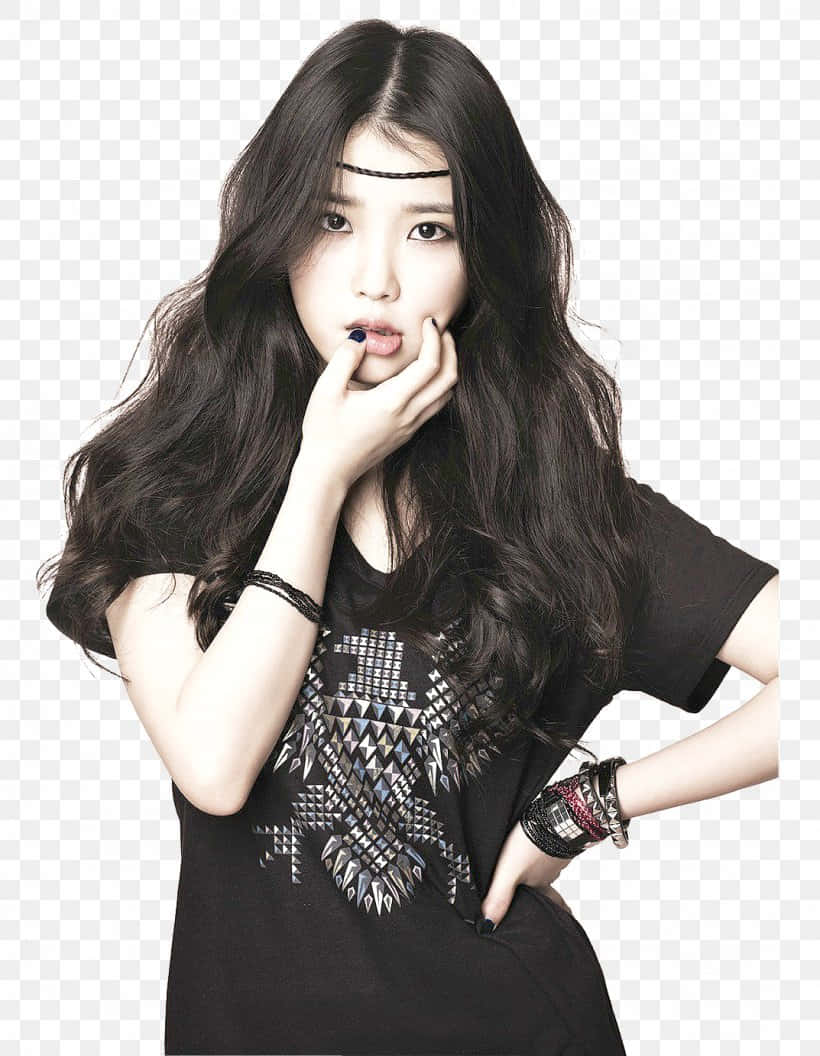Enchanting Korean Singer IU sporting a stylish forehead band Wallpaper