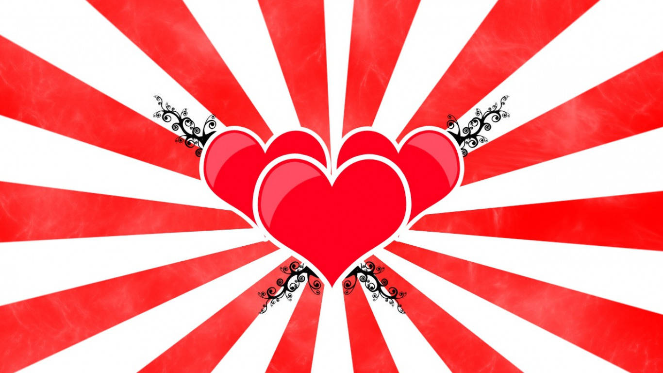 Cute Love Heart On Stripes Wallpaper