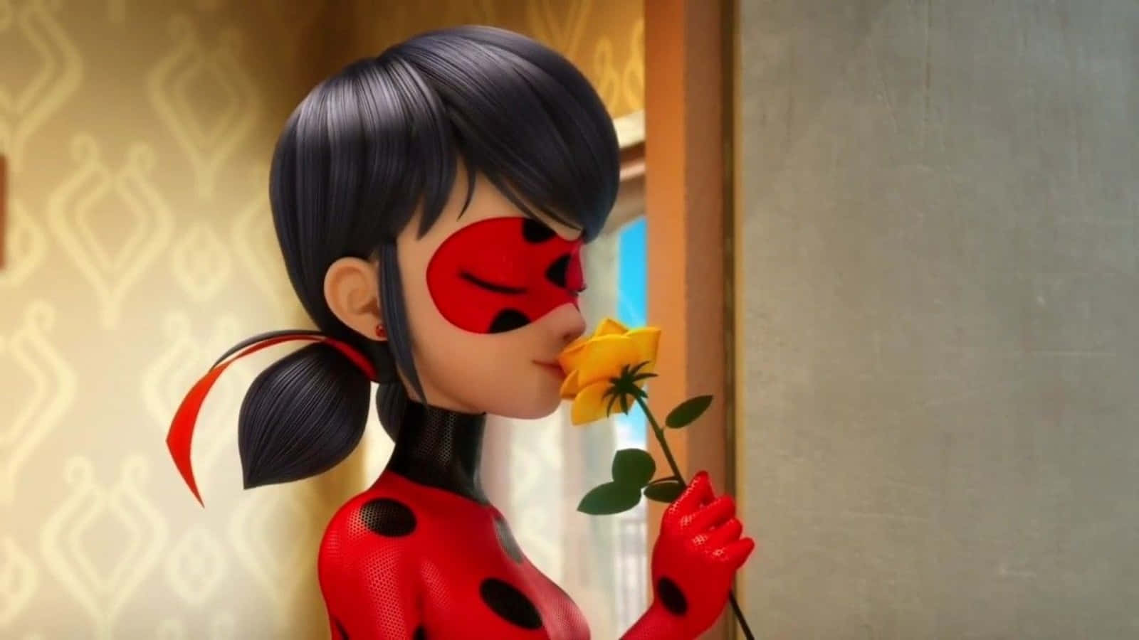 Cute Miraculous Ladybug Flowers Picture