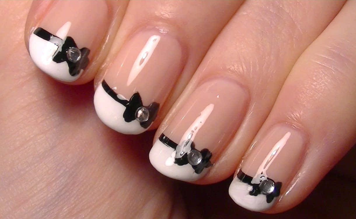 Stylish and Cute Nail Art for Trendy Look Wallpaper