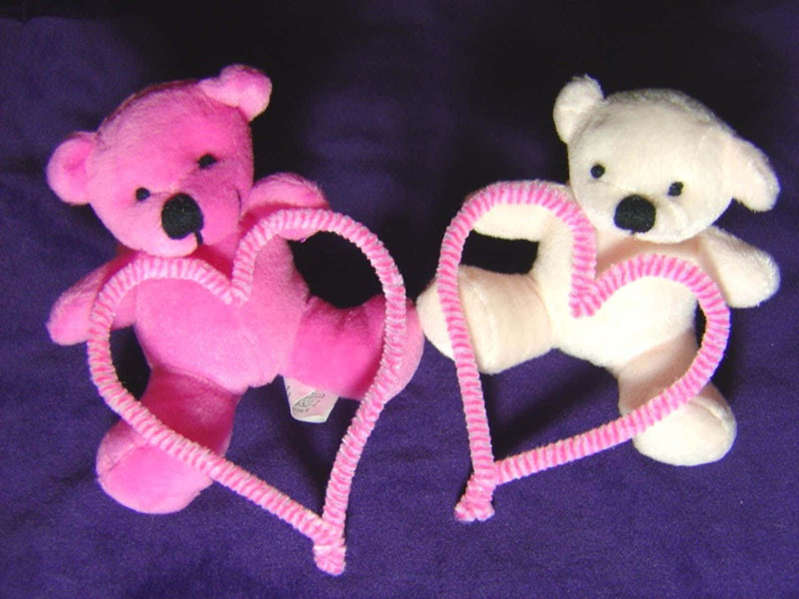 Cute Pink Teddy Bear Couple Love Wallpaper