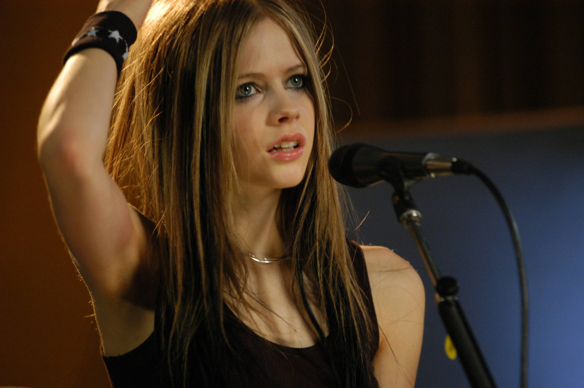 Cute Rebel Avril Lavigne Wallpaper
