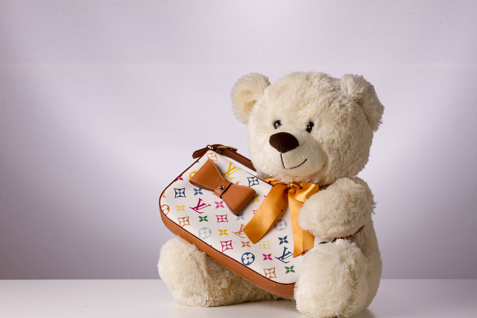 Cute Teddy Bear With Bag Wallpaper