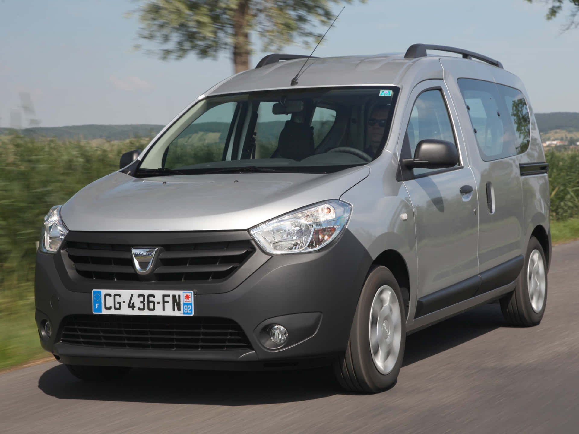 Dacia Dokker - The Perfect Blend Of Power And Space Wallpaper