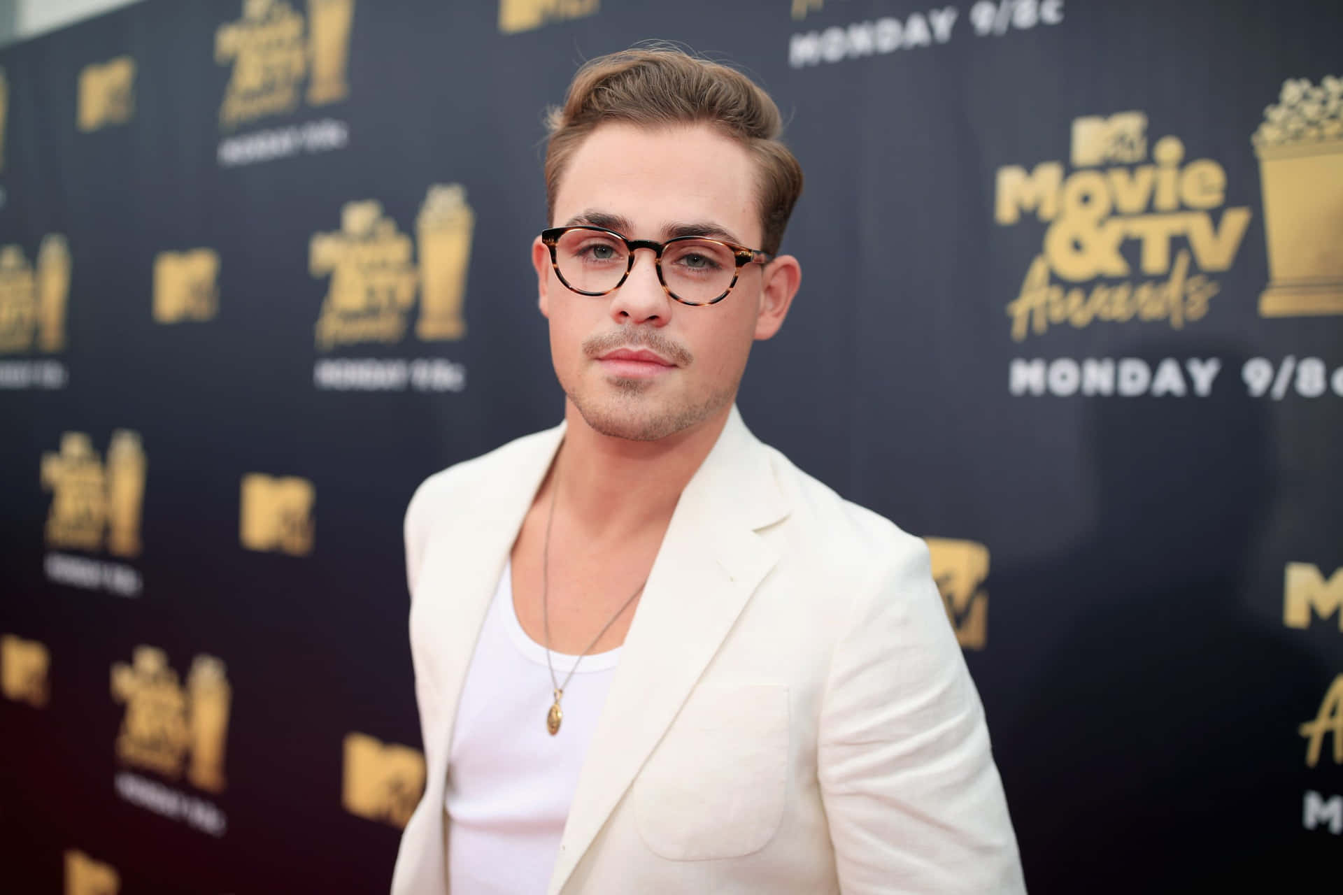 Dacre Montgomery Red Carpet Look Wallpaper