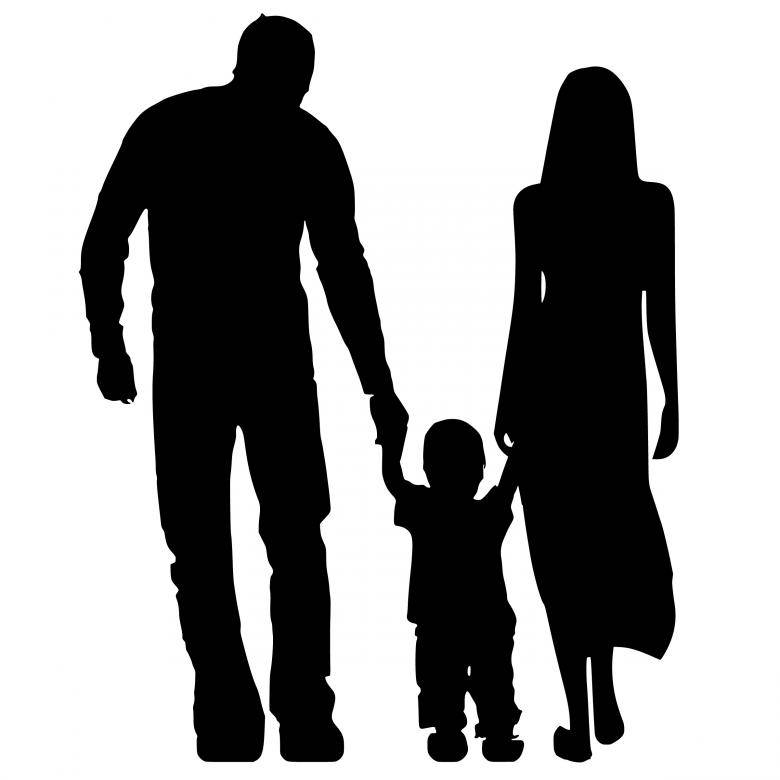 Dad With Wife And Child Wallpaper