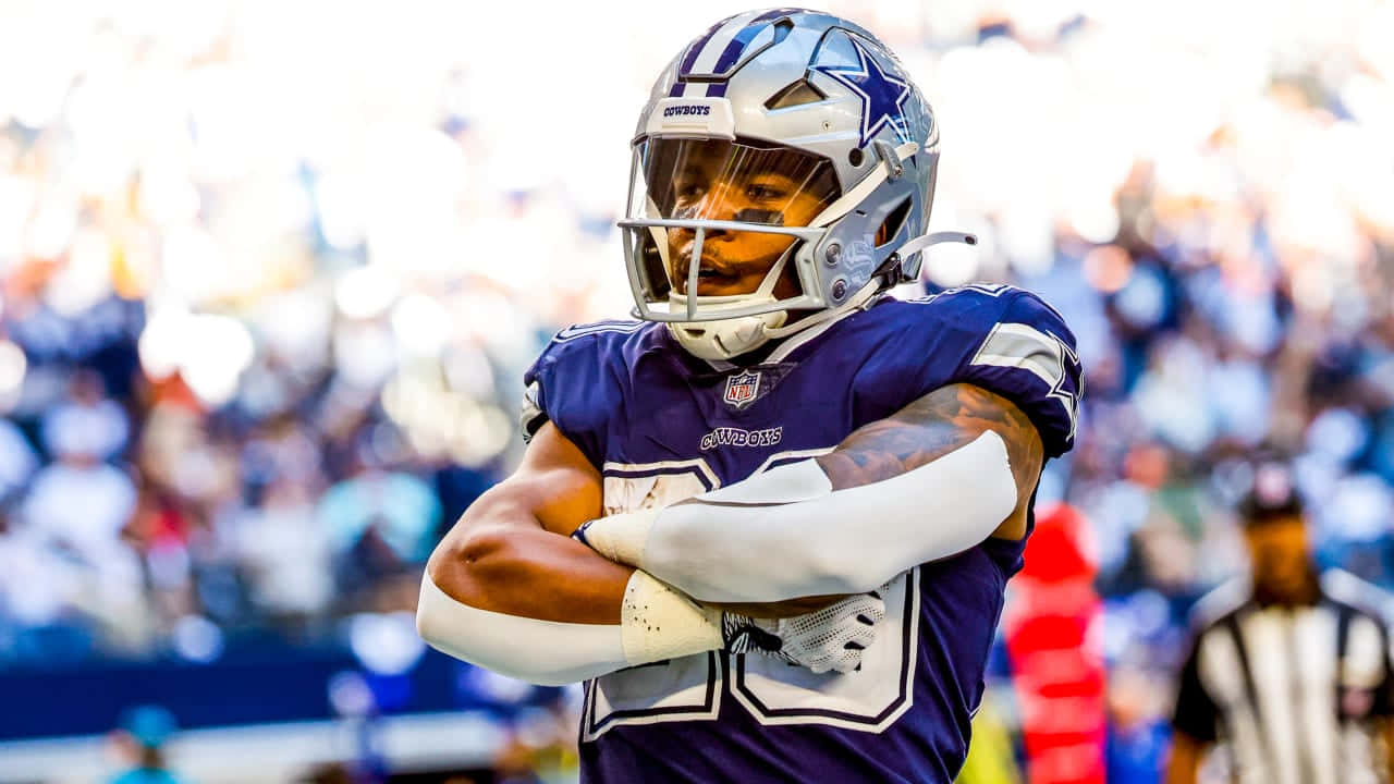 Joueur Des Dallas Cowboys Concentré Avant Le Match Fond d'écran