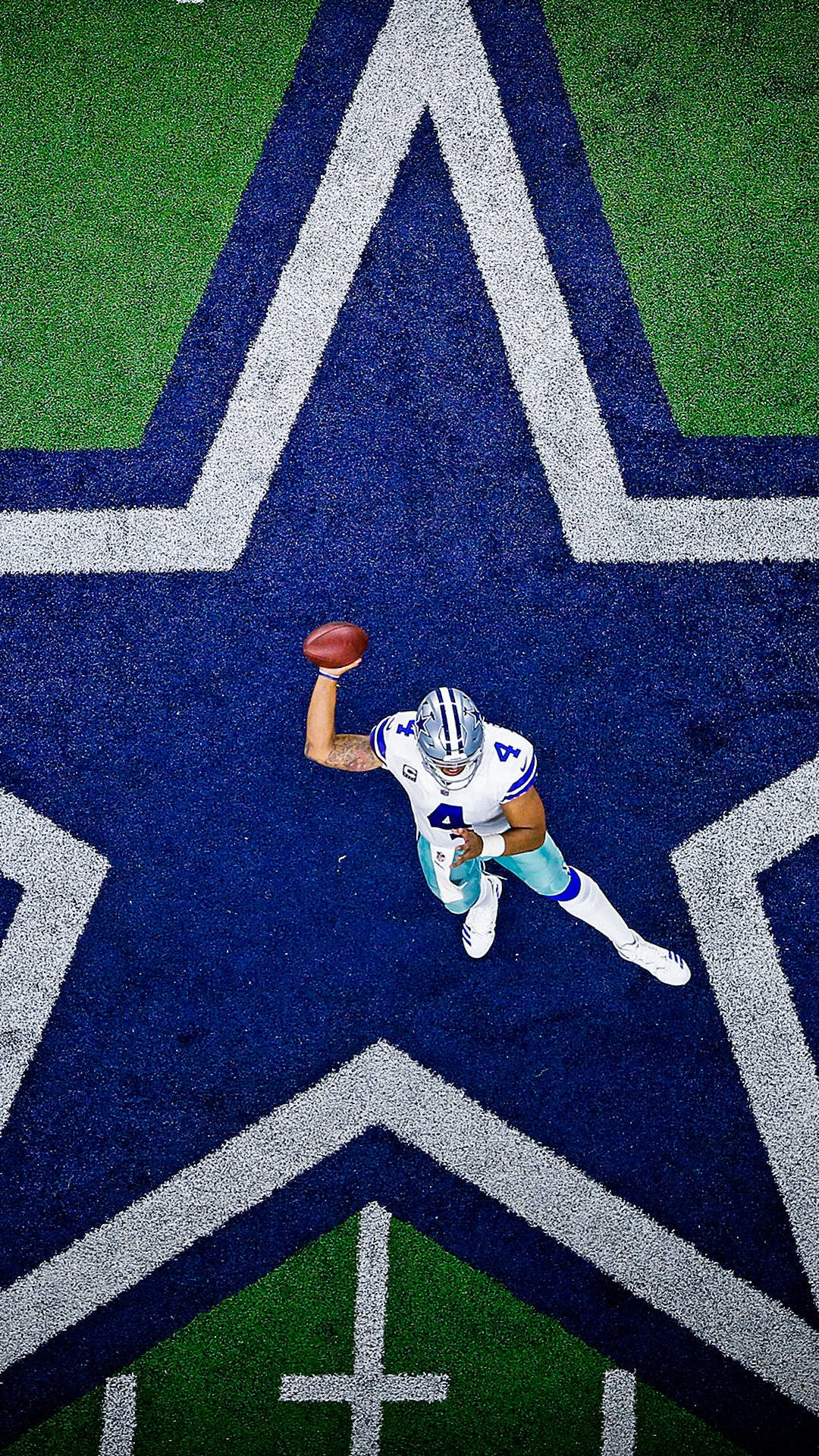 Dallas Cowboys spiller kaster en bold Wallpaper