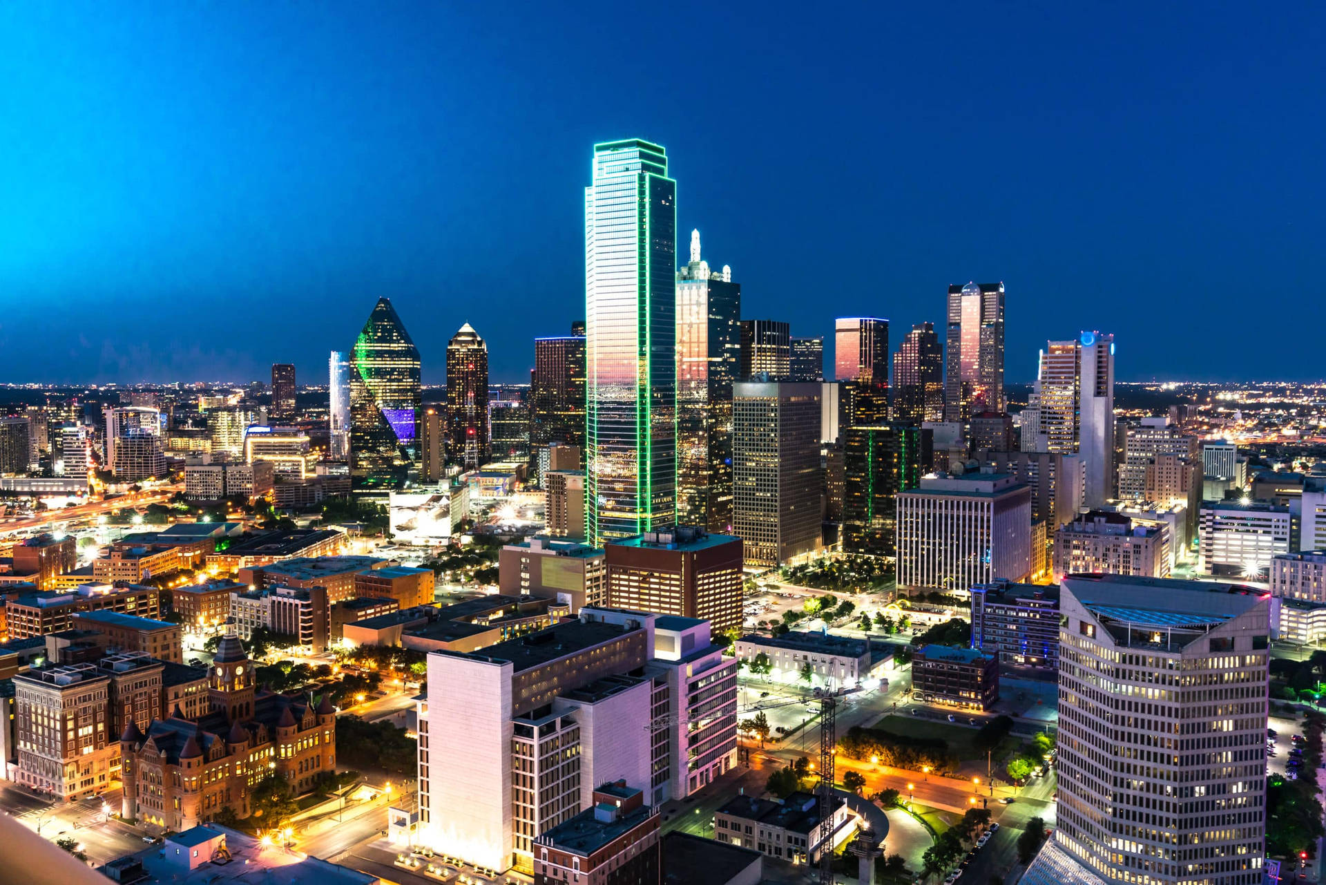 Dallas Skyline Clear Blue Sky Wallpaper