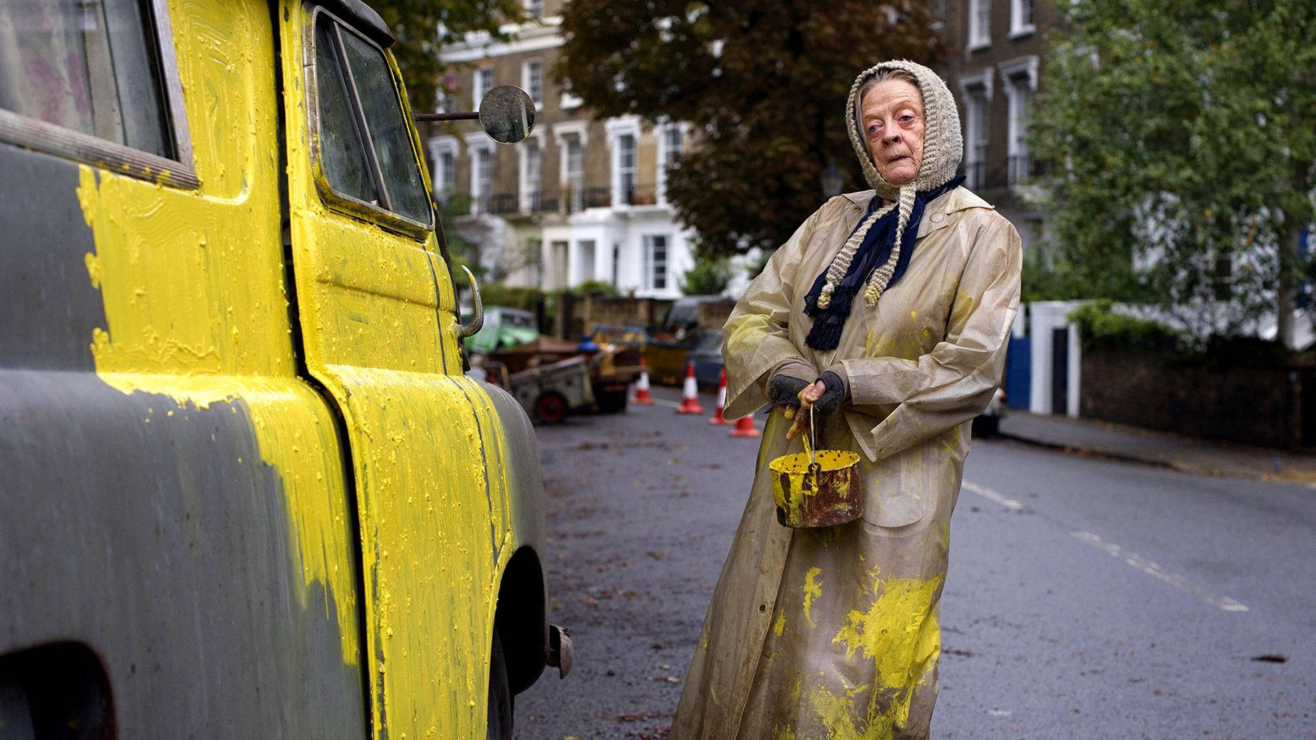 Dame Maggie Smith The Lady In The Van Wallpaper