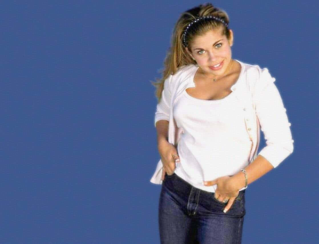 Danielle Fishel Poserer På En Fotoshoot Bakgrunnsbildet