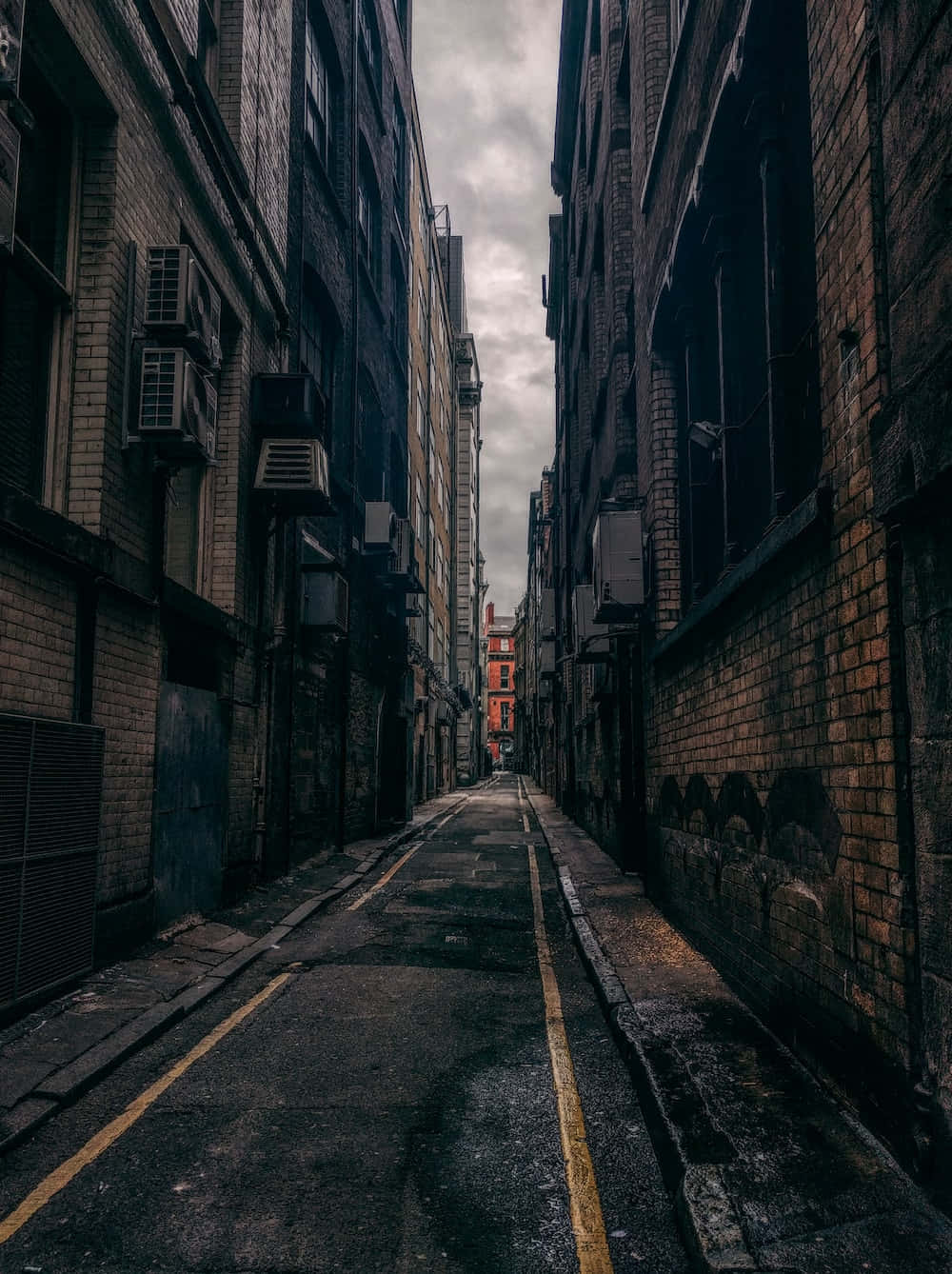 Mysterious Dark Alleyway at Night Wallpaper