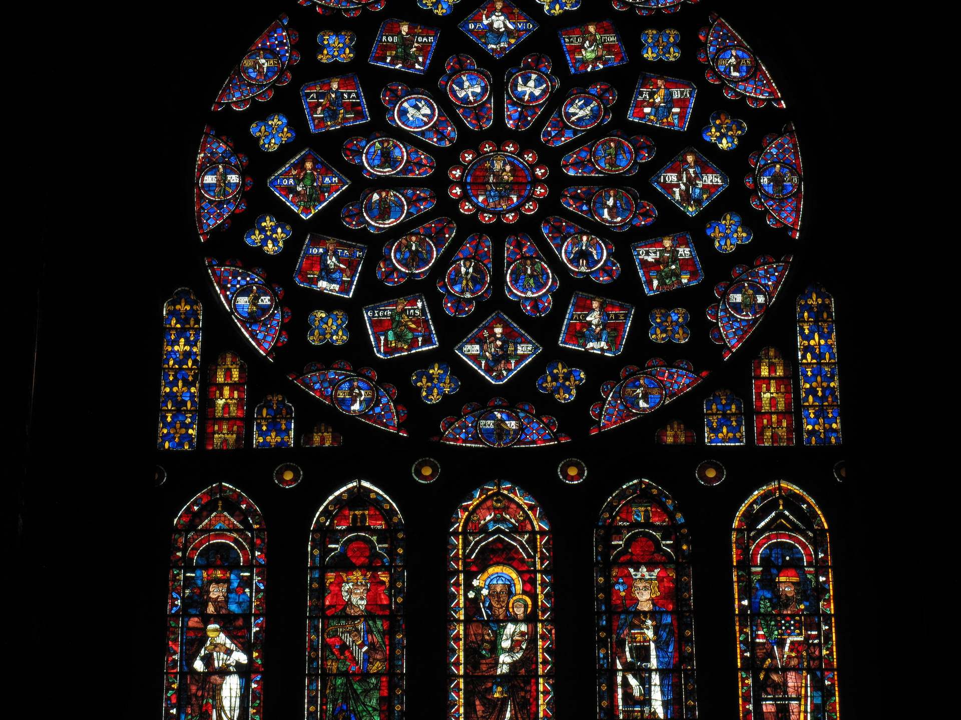 Dark Area In Chartres Cathedral Wallpaper