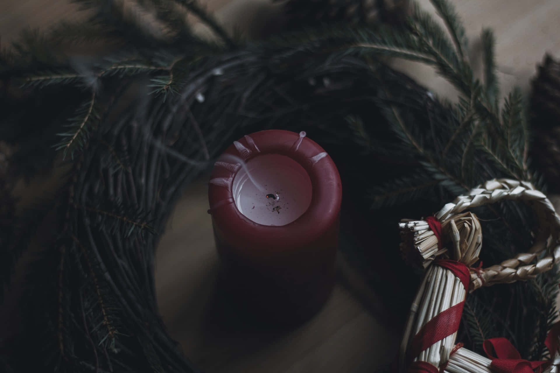 Dark Christmas Candleand Pine Decoration Wallpaper