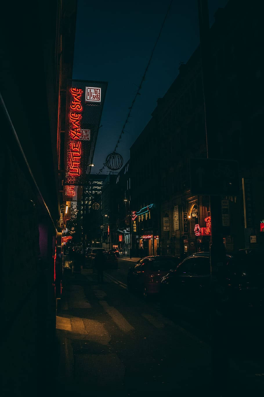 Dark City Neon Street Light Wallpaper