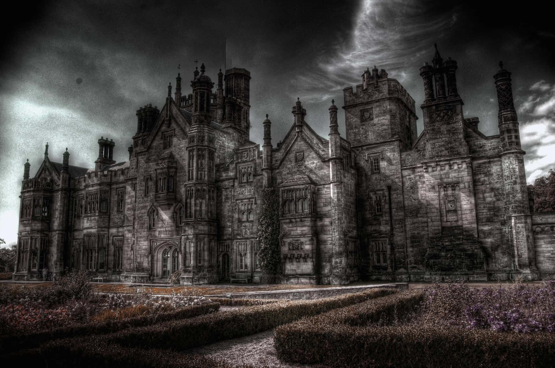Dark Gothic Castle in Moonlight Wallpaper