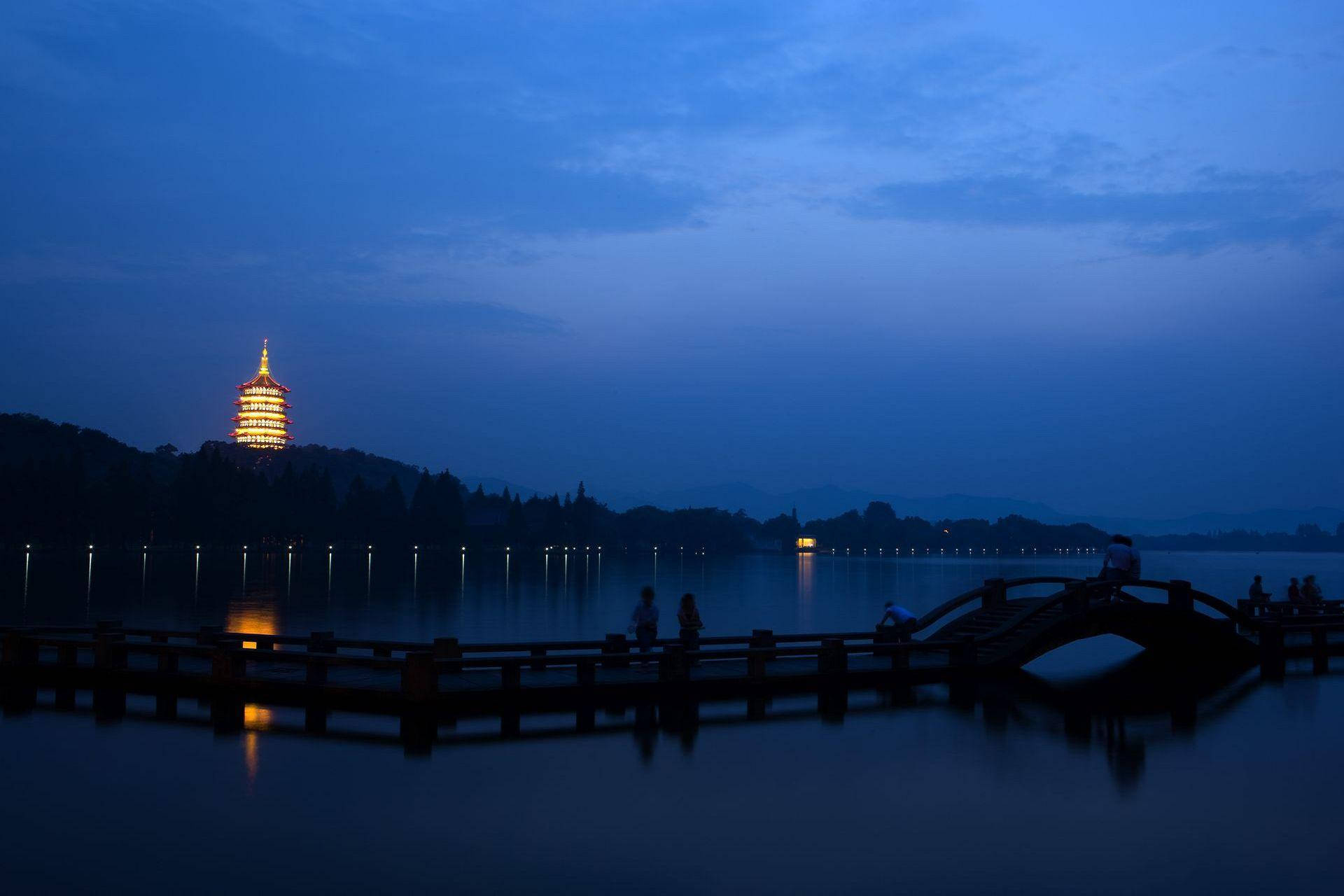 Dark Hangzhou West Lake