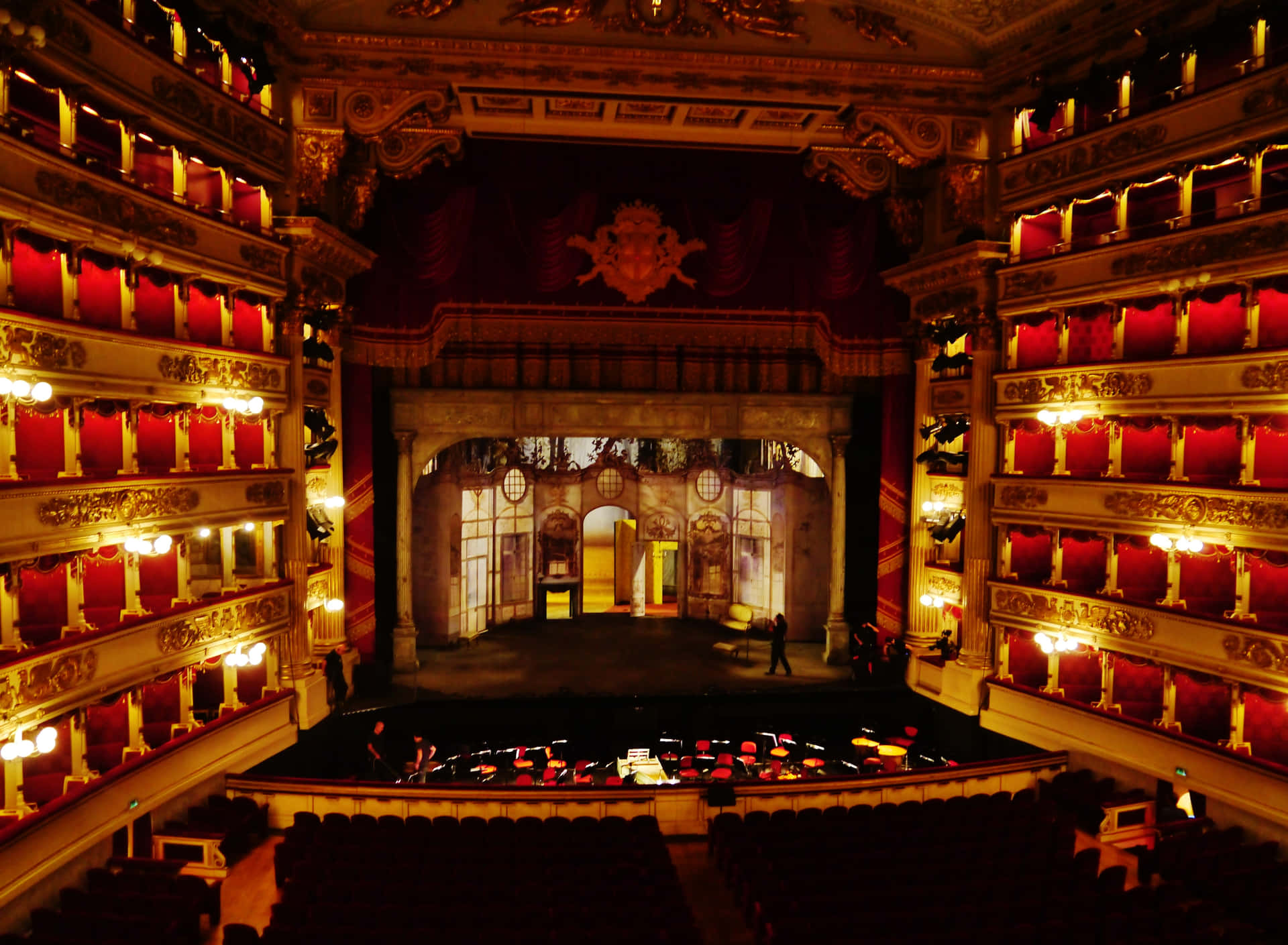 Interioroscuro Del Teatro De La Scala Fondo de pantalla