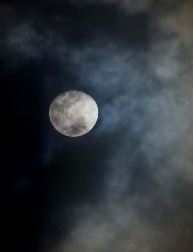 Donkere Maan Die De Nachtelijke Lucht Verlicht Achtergrond