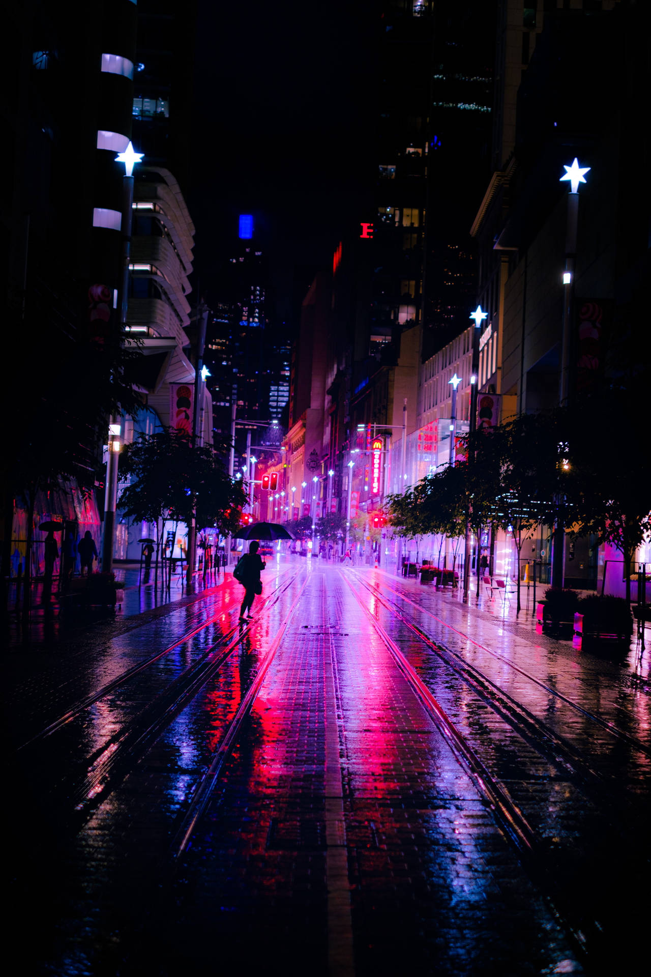 Mörktneon City I Regnet. Wallpaper