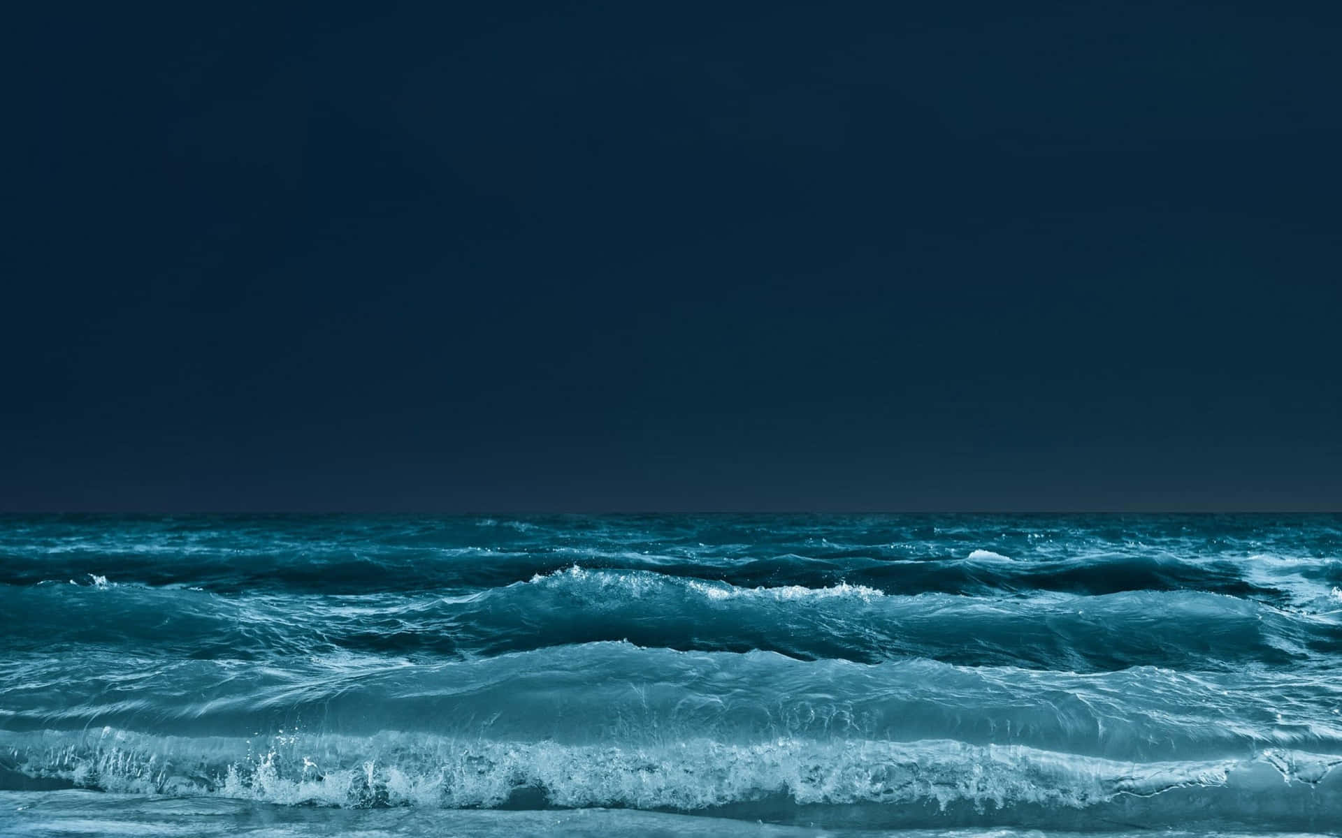 Enigmatic Dark Ocean Waves Wallpaper