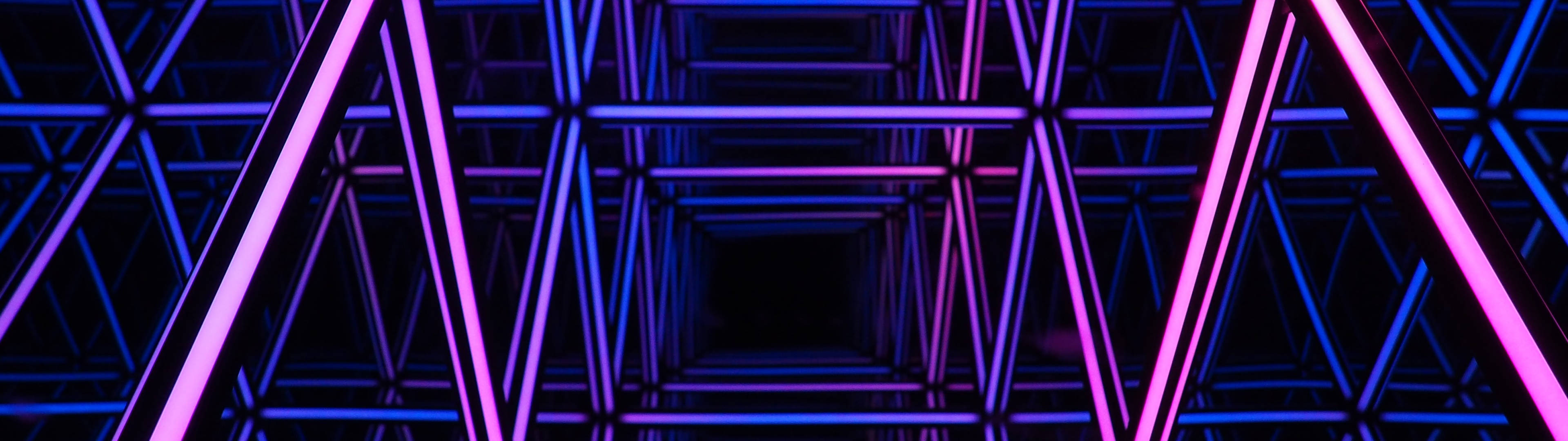 Dark Purple Bars 4d Ultra Hd Wallpaper