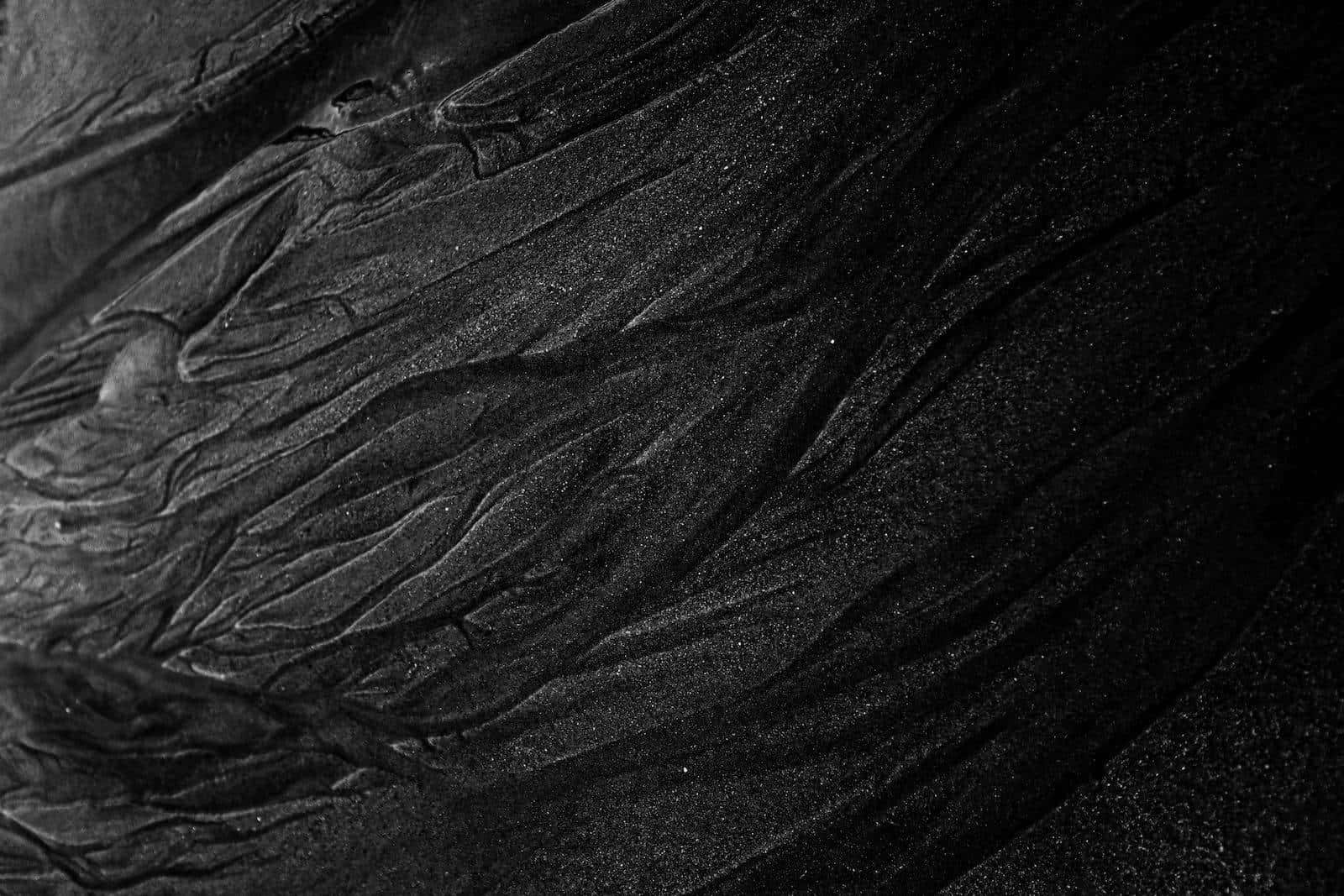 Dark Sand Waves Texture Wallpaper