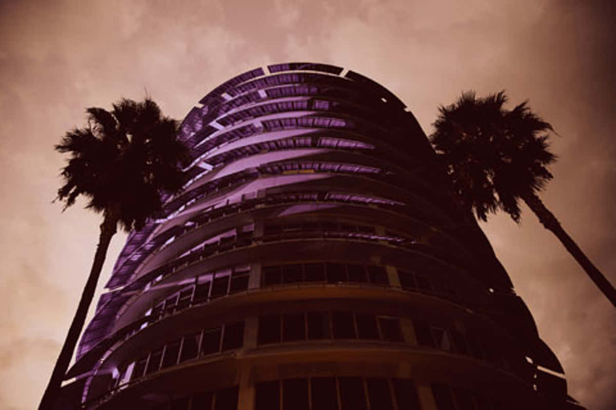 Dark Shot Of The Capitol Records Building Wallpaper