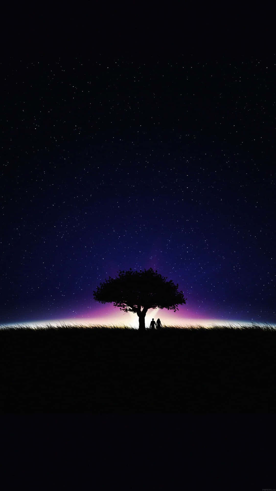 Lovers Under A Tree In Dark Starry Night Wallpaper
