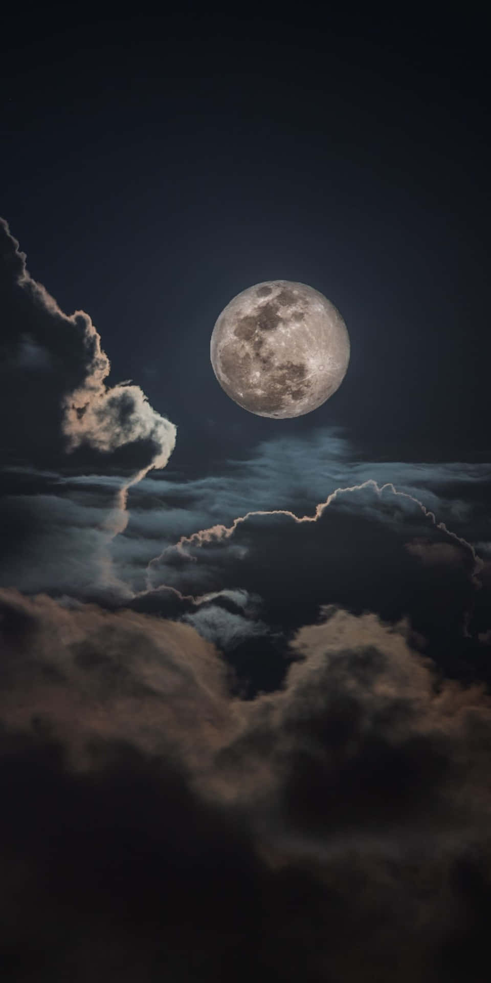 Nuvolespesse Scure Cielo Notturno Luna Sfondo