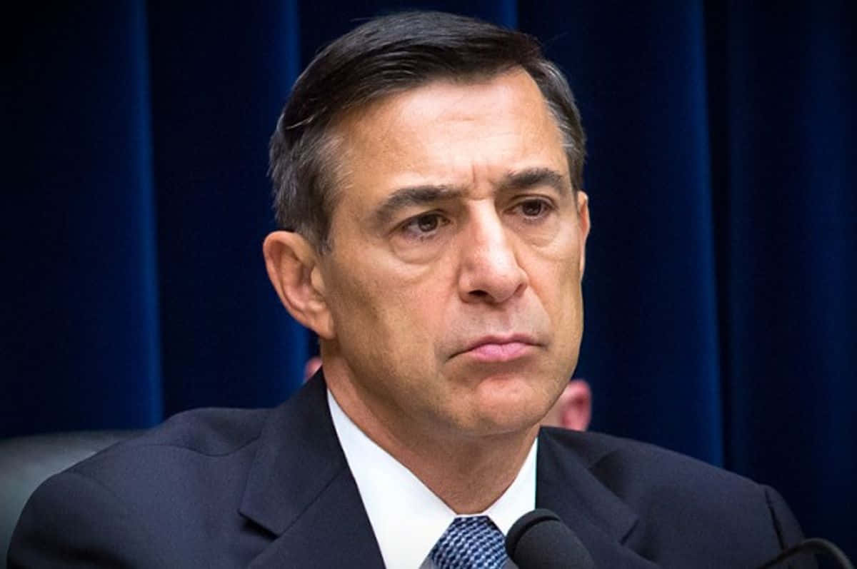Darrell Issa With Frowning Face Wallpaper