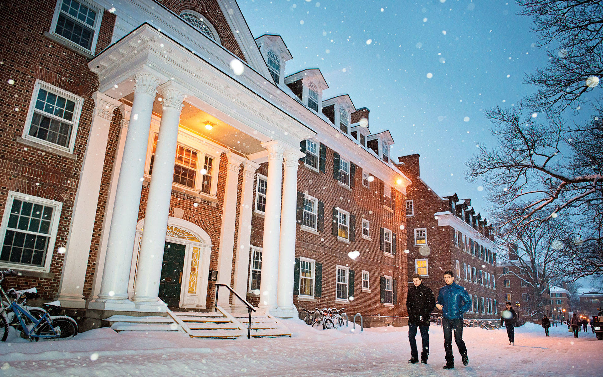 Fundode Tela De Inverno Do Prédio Da Dartmouth College. Papel de Parede