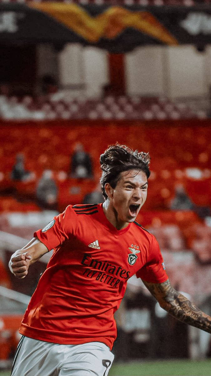 Darwin Núñez Running Screaming Benfica Wallpaper