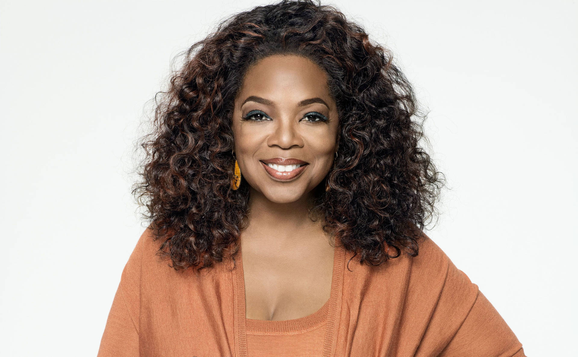 Dashing Oprah Winfrey Background