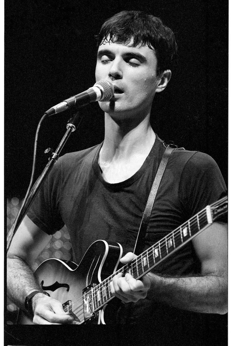 David Byrne Talking Heads Singer Guitarist Wallpaper