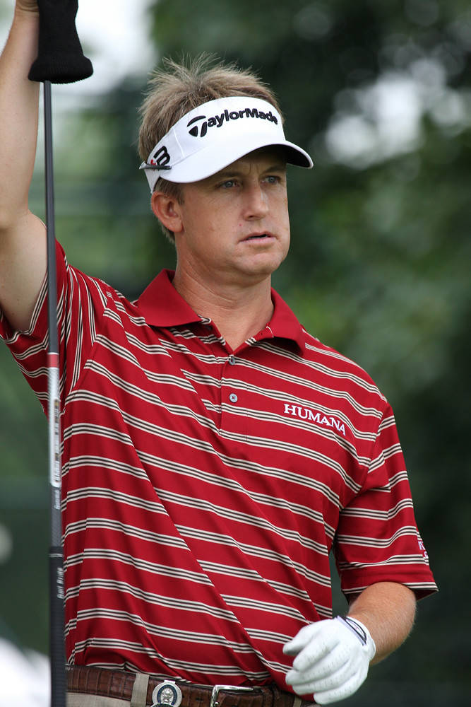 David Toms Immersed In Golf Game Wallpaper