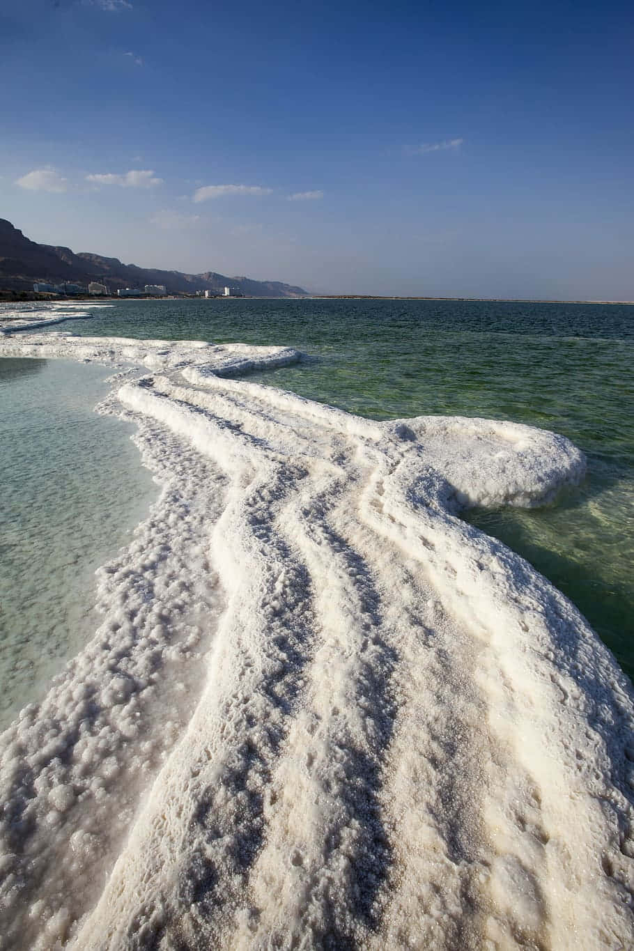 "Breathtaking view of salt formations in the Dead Sea" Wallpaper