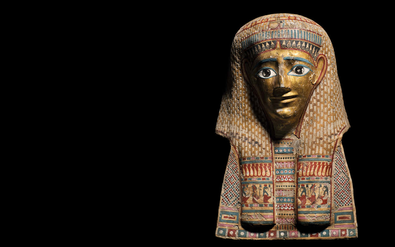 Death Mask Inside Egyptian Museum Wallpaper