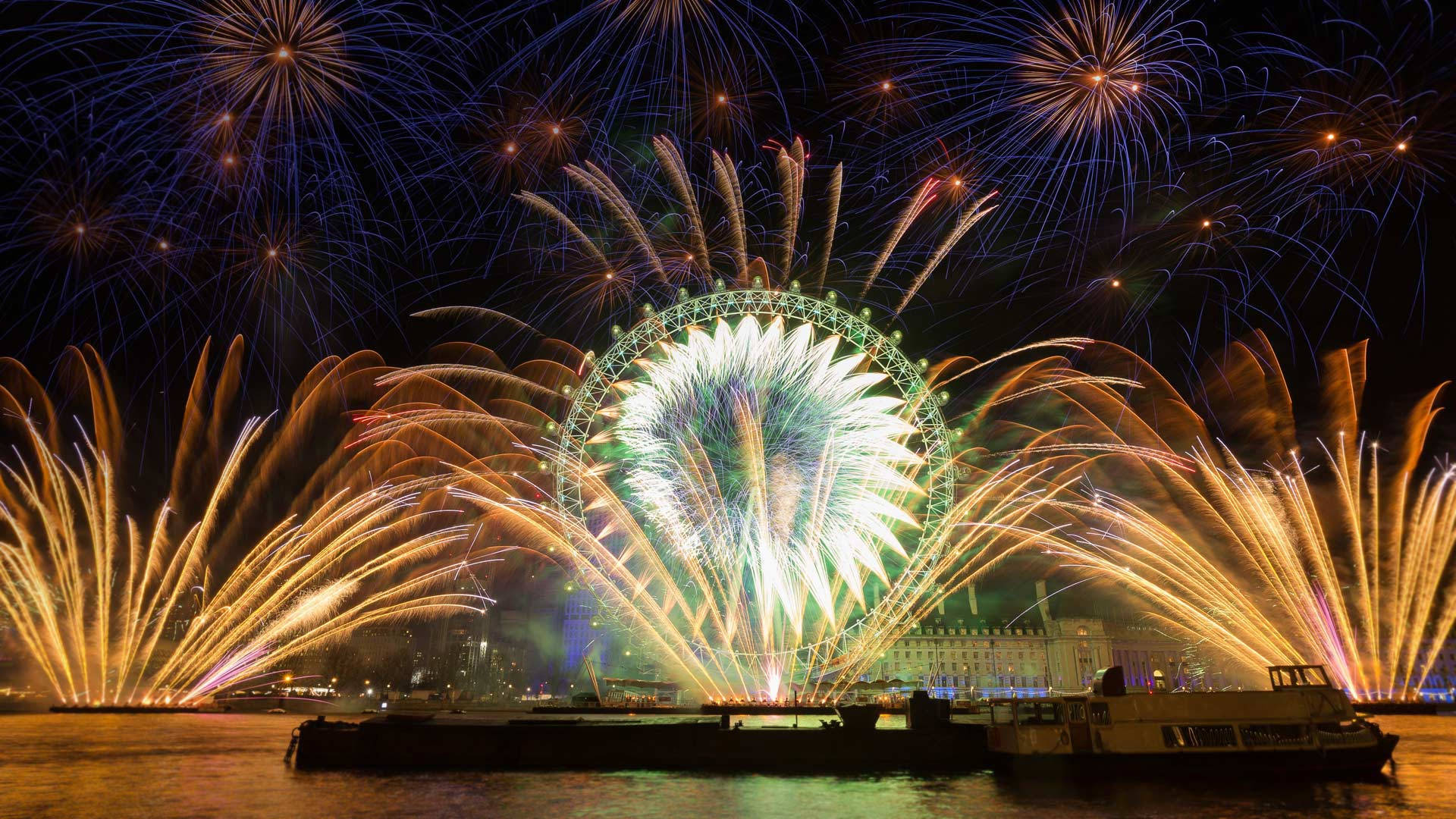 December London Fireworks Wallpaper