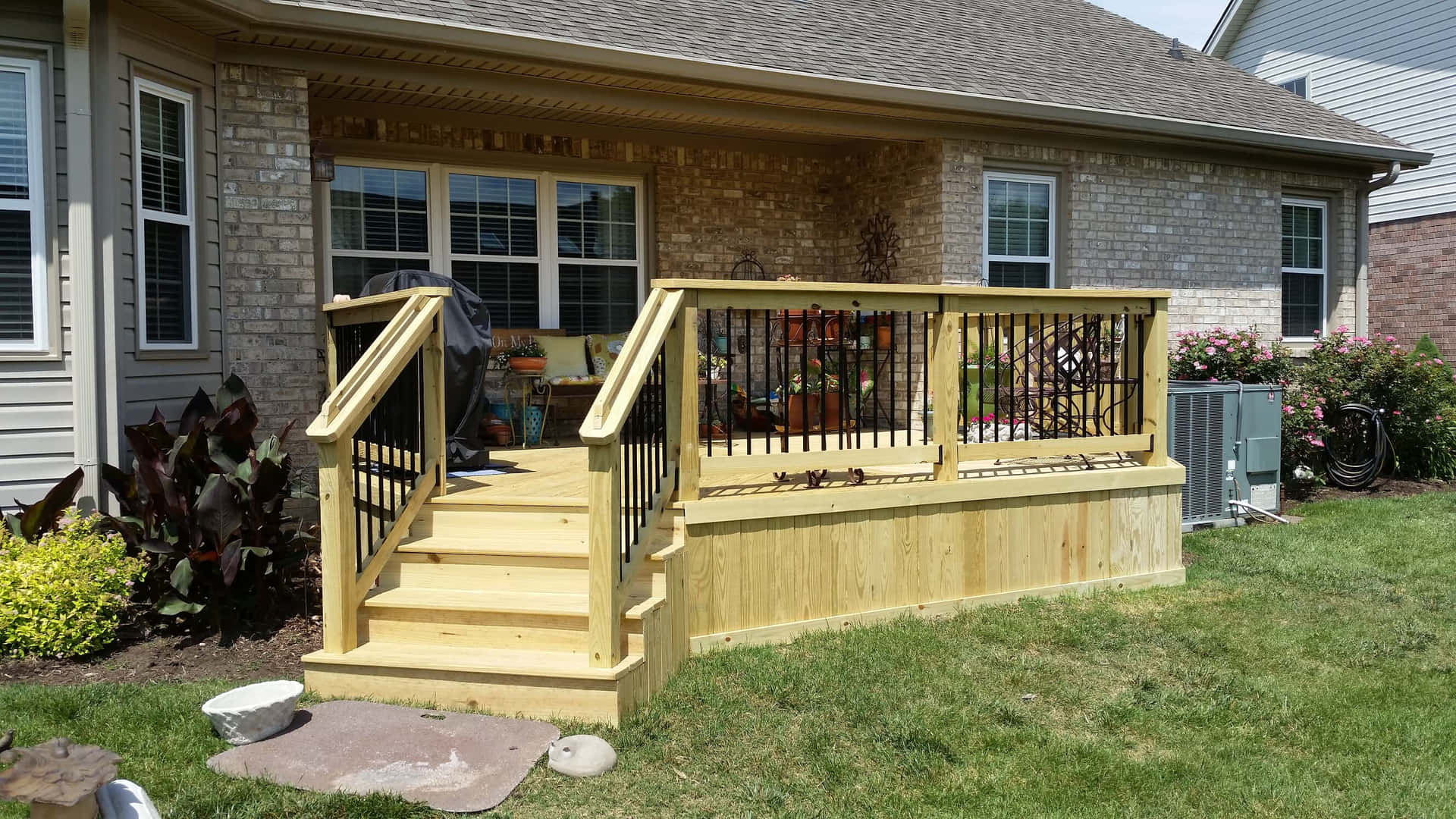 Light Yellow Deck Pictures